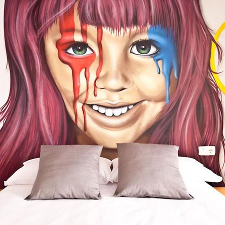 Ryans Budget Ibiza Eksteriør billede
